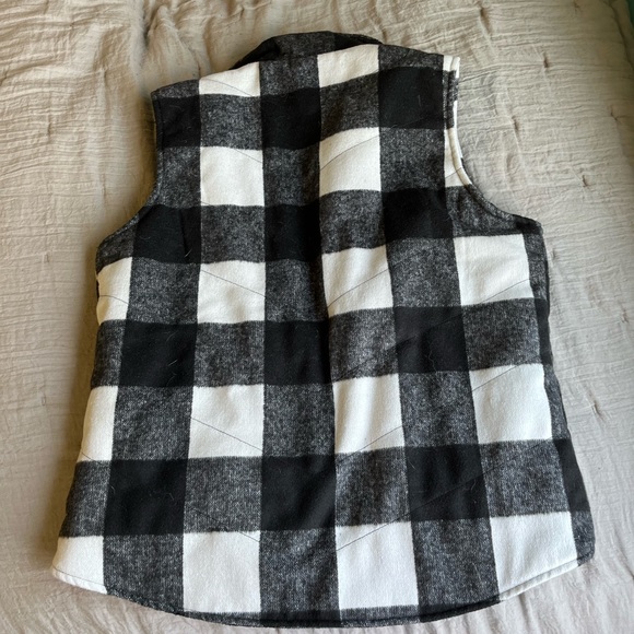Harper Heritage checkered sherpa vest - Picture 3 of 3